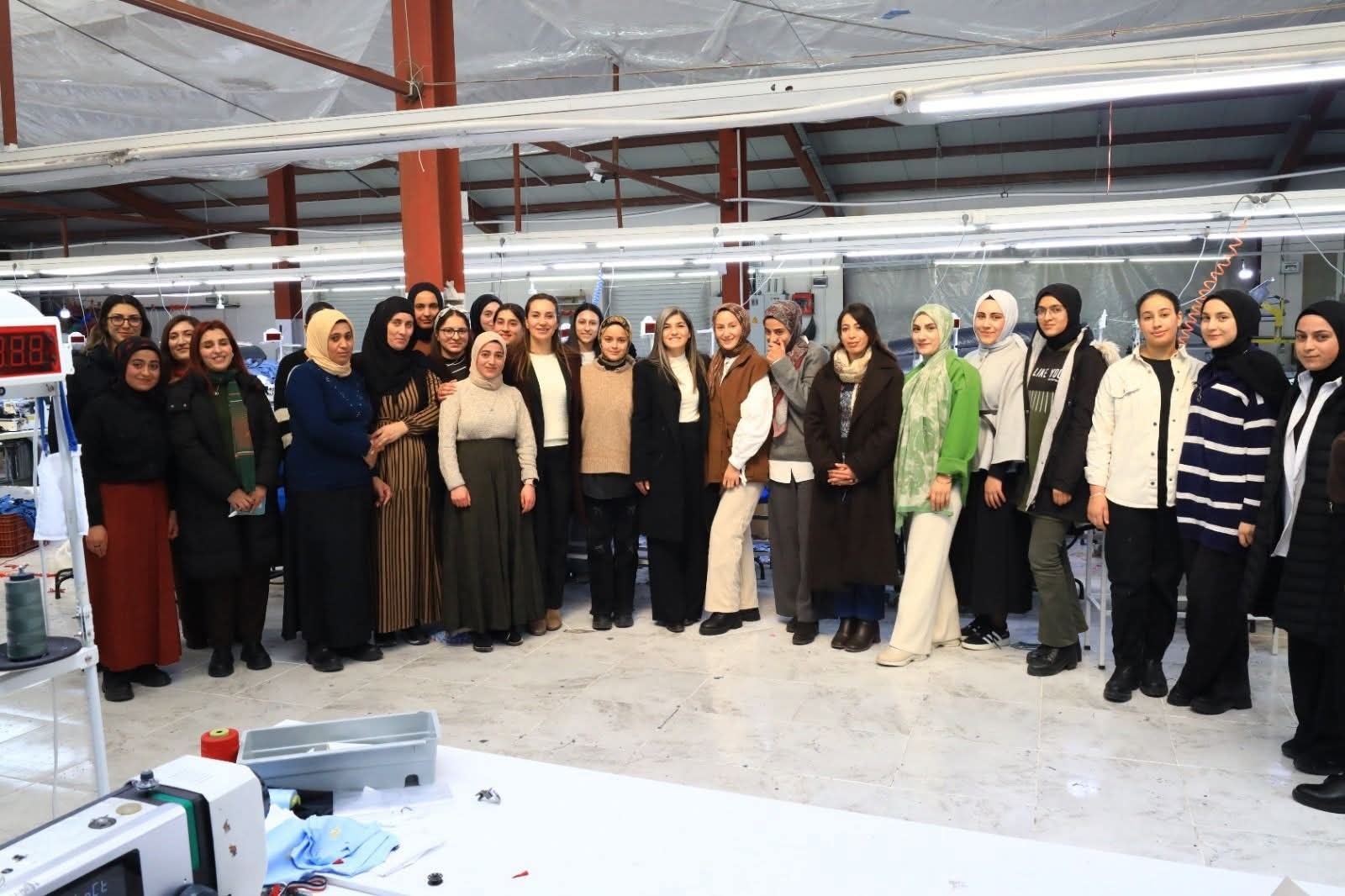 Kadınlar Günü Dolayısıyla Tekstil Atölyesine Anlamlı Ziyaret