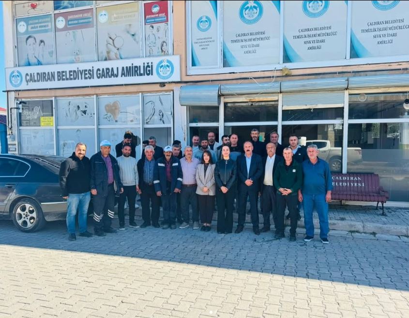 Belediye Başkanlarımız, personelden yürütülen çalışmalar hakkında bilgi aldı.